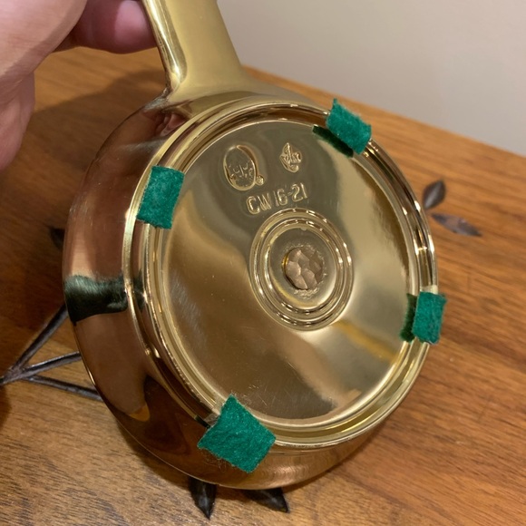 Brass taper candle holder - Picture 2 of 5